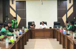 Ketua DPRD Pasuruan Janji Kawal Aspirasi Driver Online
