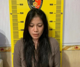 Gelar Pesta Sabu di Kamar Kos, Seorang Wanita di Gresik Diciduk Polisi, Suami Kabur Lompat dari Ventilasi
