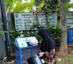 Tuban Memulai dari Rumah: Gerakan Pemilahan Sampah di RT 8 RW 4 Kelurahan Latsari
