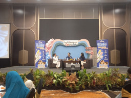 Cerdas Hadapi Hoaks, The Asian Parent Bekali Orang Tua di Surabaya dengan Fakta Kesehatan Anak