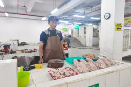Gegara Peternak Gagal Panen, Harga Daging Ayam di Kota Batu Tembus 39 Ribu per Kg