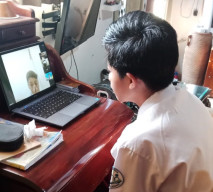 Sekolah Daring Hari Pertama Direcoki Sinyal Buruk