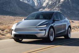 Berjaya di China, Tesla Model Y L Raup 10.000 Pesanan per Hari