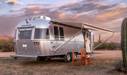 Trailer Airstream Frank Lloyd Wright Jadi Hunian Limited Edition Travel