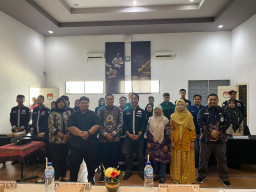 Baca juga : 18 Mahasiswa Unisba Kunjungi KPU Kota Blitar