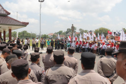 Unras di Kantor Pemkab Blitar Dijaga Ketat Petugas