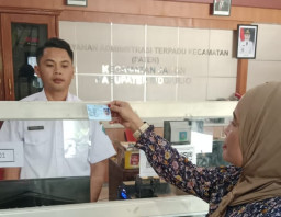 Tanpa Antrean, Pengurusan Cetak KTP di Kecamatan Jabon Sidoarjo Lebih Mudah dan Lancar