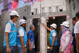 PLN Sambung Listrik Gratis 283 Masyarakat Pra Sejahtera di Jawa Timur