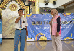 Sambut Sumpah Pemuda, Srikandi PLN UIT JBM Bangun Literasi Kelistrikan di Kalangan Pelajar