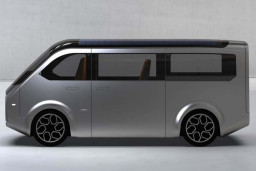 Dari Elektronik ke Otomotif, Sharp Pamerkan Mobil Listrik LDK+ di Jepang