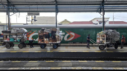 KAI Daop 7 Madiun Berikan Layanan Pengiriman Barang Hantaran Paket (BHP)