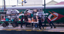 PT KAI Daop 7 Madiun Angkut Total 44.870 Ton Barang hingga Triwulan III Tahun 2025