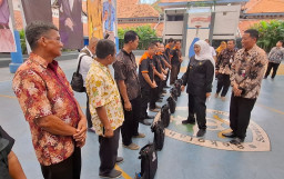 Khofifah Tinjau TKA Gelombang II di SMA Negeri 5 Surabaya: Jatim Targetkan Penerimaan PTN Tertinggi