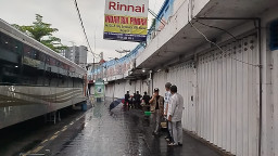 Kios Bogowonto Kota Madiun Terancam Tutup Total Gegara Gerbong KA Tutupi Akses dan Retribusi Naik