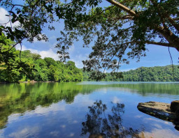 Danau Kastoba, Permata Hijau di Tengah Pulau Bawean