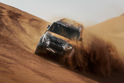 Land Rover Luncurkan Defender Dakar D7X-R, Penantang Baru di Reli Dakar 2026