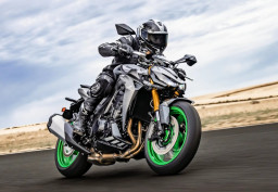 Baca juga : Bertenaga Lebih Buas, Kawasaki Z1100 2026 Dibanderol Rp241 Juta