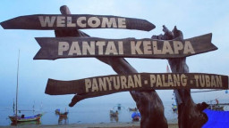 Pantai Kelapa Tuban Hadirkan Wisata Edukasi Berwawasan Lingkungan