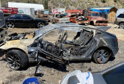 Terlibat 7 Tabrakan Beruntun, Masa Depan Self-Driving Robotaxi Tesla Terancam