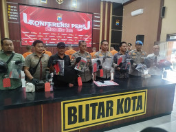 Polres Blitar Kota Berhasil Ungkap 11 Kasus dengan 12 Tersangka