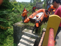 Team SAR Gabungan Lanjutkan Pencarian Bocah 8 Tahun di Blitar