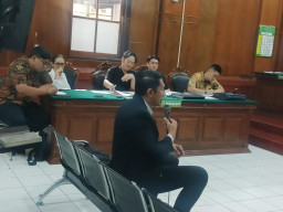 Baca juga : Ahli Hukum Bedah Legalitas Nominee, Nany Widjaja Tegaskan Keabsahan Kepemilikannya