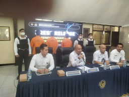 Salah Gunakan Ijin Tinggal, Kantor Imigrasi Kelas II NON TPI Blitar Deportasi 3 WNA