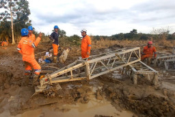 Pulihkan Kelistrikan Aceh, PLN Kebut Perbaikan Jalur Listrik Langsa-Pangkalan Brandan
