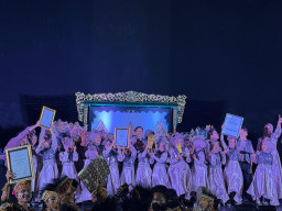 Alazka Choir Raih Grand Champion Festival Rhapsody Nusantara 2025