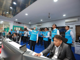 Jelang Nataru, Wakil Kepala Badan Pengaturan BUMN Cek Kesiapan Listrik di Jatim