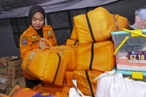 Pemkot Surabaya Kirim 2,2 Ton Beras dan Donasi Rp194,9 Juta untuk Korban Bencana di Sumatera