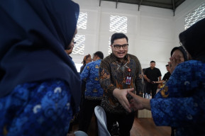 Mas Dhito Berikan Dukungan kepada Aulia, Perwakilan Kabupaten Kediri di Ajang OMATIQ 2025