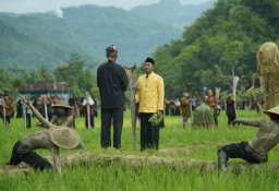 Baca juga : Jaga Harmoni Alam, Masyarakat Adat di Pacitan Gelar Ritual "Thetek Melek" di Hamparan Sawah