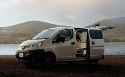 Nissan NV200 Vanette MYROOM, Mobil Van Komersial Mini Bergaya Jepang