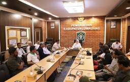 Baca juga : Pulihkan Ekonomi Penyintas Semeru, Pemkab Lumajang Dorong Warga Budidaya Cacing Tanah