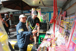 Baca juga : Perayaan Tahun Baru: Pemkot Madiun Tiadakan Pesta Kembang Api, Ganti Doa Bersama