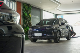 Perkuat Jaringan Kendaraan Listrik, Polytron Resmikan Showroom EV Kedua di Surabaya