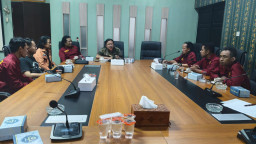 Toko Kelontong Masih  Mokong, DPRD Lamongan Minta Satpol PP  Bertindak Tegas