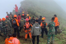Pendaki Gunung Temukan Badan Pesawat ATR