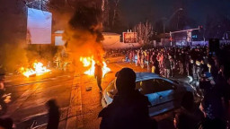 Ayatollah Khamenei Digoyang Demo, Putra Shah Iran Provokasi