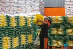 Bulog tak Percaya Harga Beras Naik Jelang Lebaran