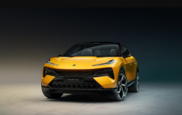 Harga Lotus Eletre Berpotensi Anjlok hingga 50 Persen, Gegara Tarif Impor Terbaru EV Kanada