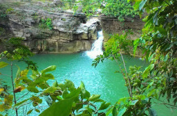 Wisata Kedung Maor Bojonegoro, Dijuluki "Niagara Kecil" dengan Legenda Mistisnya