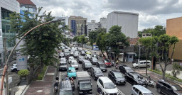 Baca juga : Macetnya Surabaya, tak Separah Bandung dan Jakarta