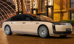 Huawei Maextro S800 Kalahkan Penjualan Porsche hingga BMW di Pasar China