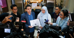 Gubernur-Wagub Berkonflik, Ijazah Wagub Diusik