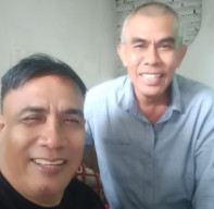 Kebersamaan Reuni dengan Kawan Lama di Kota Pahlawan Surabaya Pasca 40 Tahun Berpisah