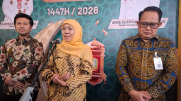Setahun Pimpin Jatim, Khofifah dan Emil Komitmen Tingkatkan Layanan Publik hingga Turunkan Kemiskinan