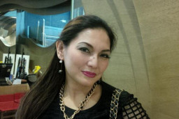 Nia Daniaty, Dikejar-kejar Korban CPNS Rp 8,1 Miliar