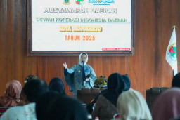 Pelantikan Pengurus Dekopinda, Wali Kota Ajak Perkuat Ekonomi Daerah dengan Gerakan Koperasi